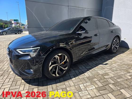 AUDI E-TRON ELÉTRICO SPORTBACK PERFORMANCE BLACK QUATTRO AUDI E-TRON ELÉTRICO SPORTBACK PERFORMANCE BLACK QUATTRO